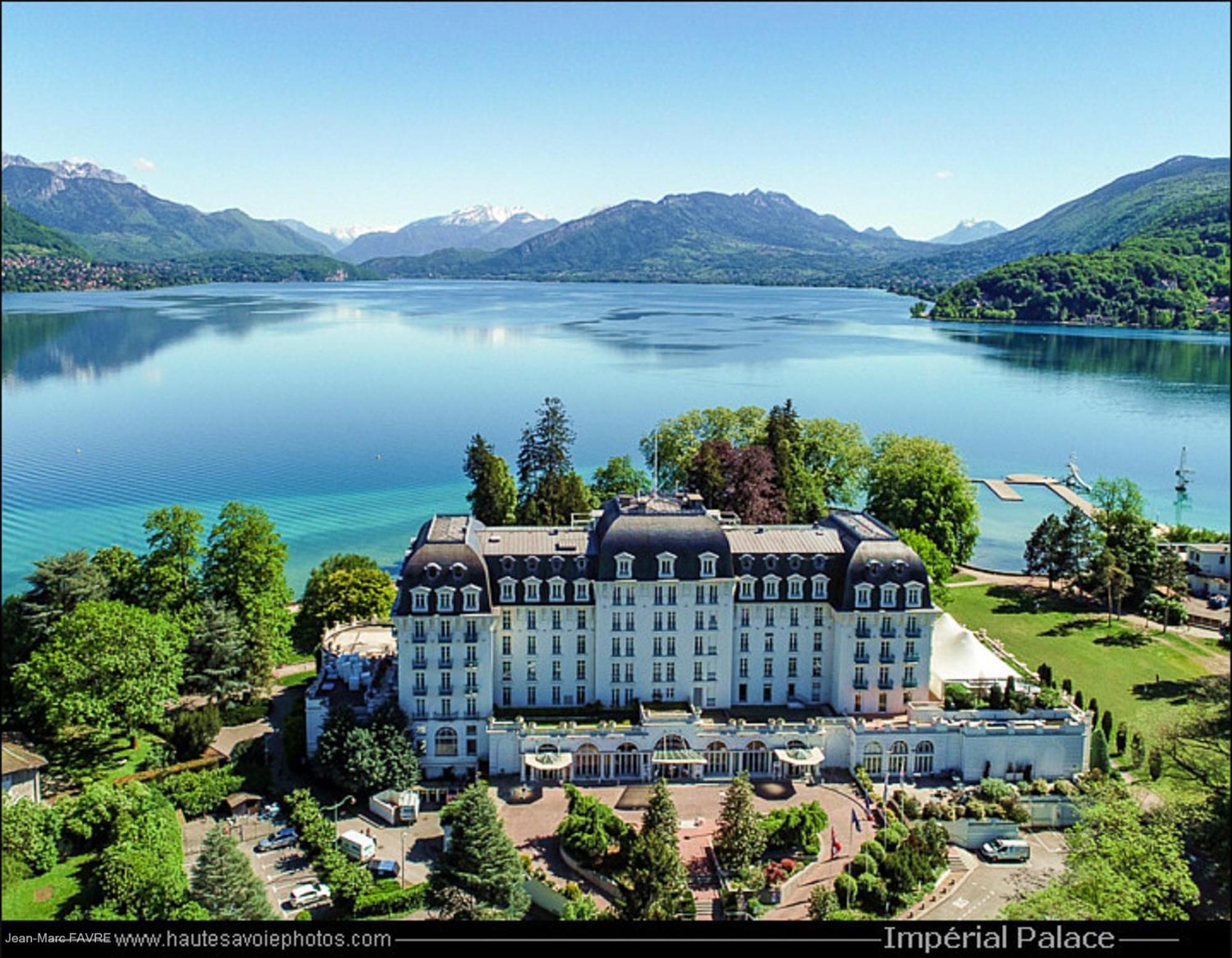 Nid Douillet Bed & Breakfast Annecy Exterior photo