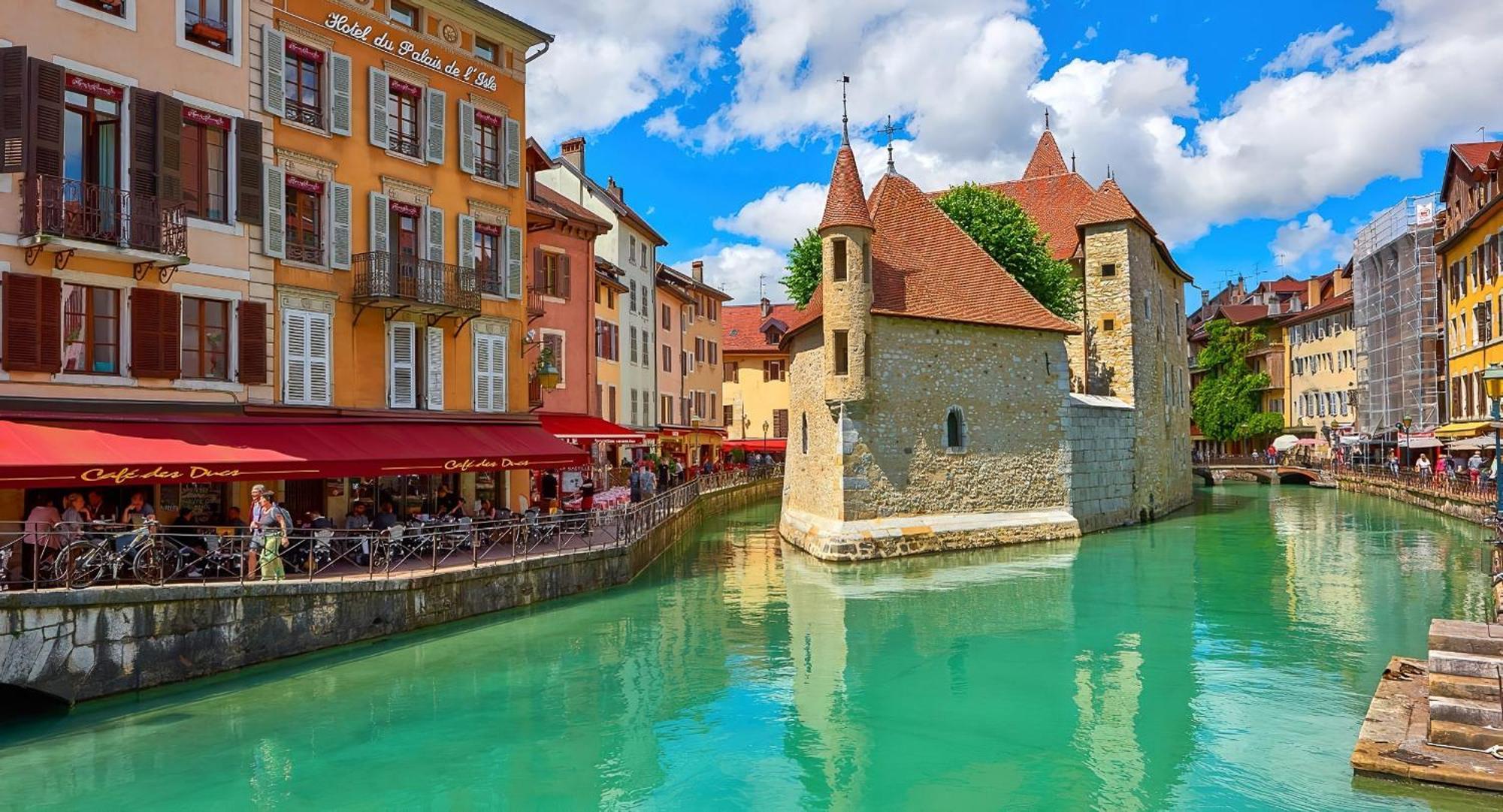 Nid Douillet Bed & Breakfast Annecy Exterior photo